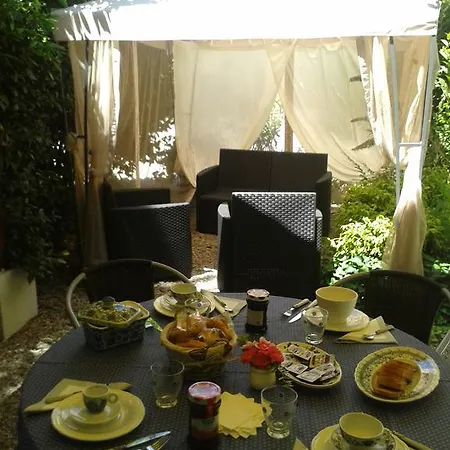 Bed & Breakfast Borgo Al Navile