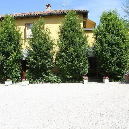 Bed & Breakfast Borgo Al Navile 2*
